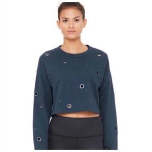 Alo‎ Yoga Cadence Cropped Grommet Teal Crewneck